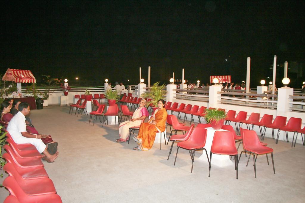 Hotel Pandian Chennai Exterior photo