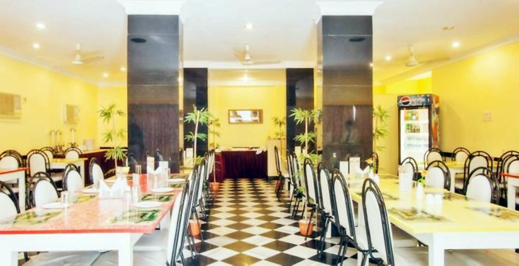 Hotel Pandian Chennai Exterior photo