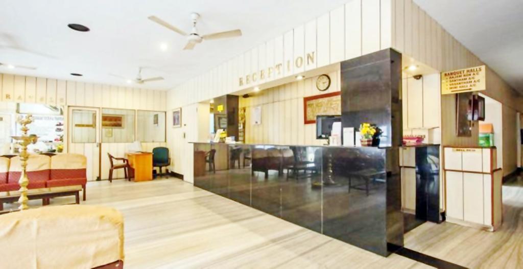 Hotel Pandian Chennai Exterior photo