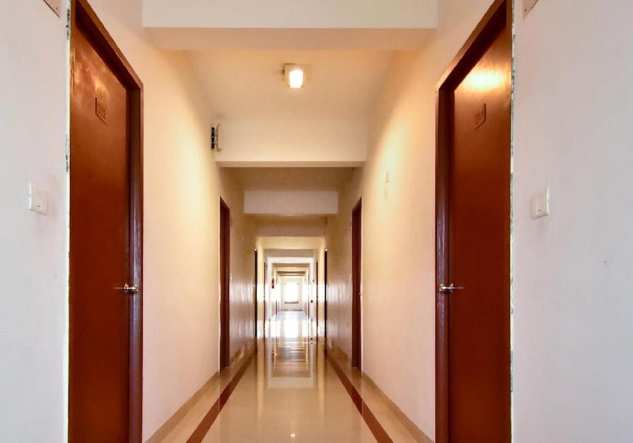 Hotel Pandian Chennai Exterior photo