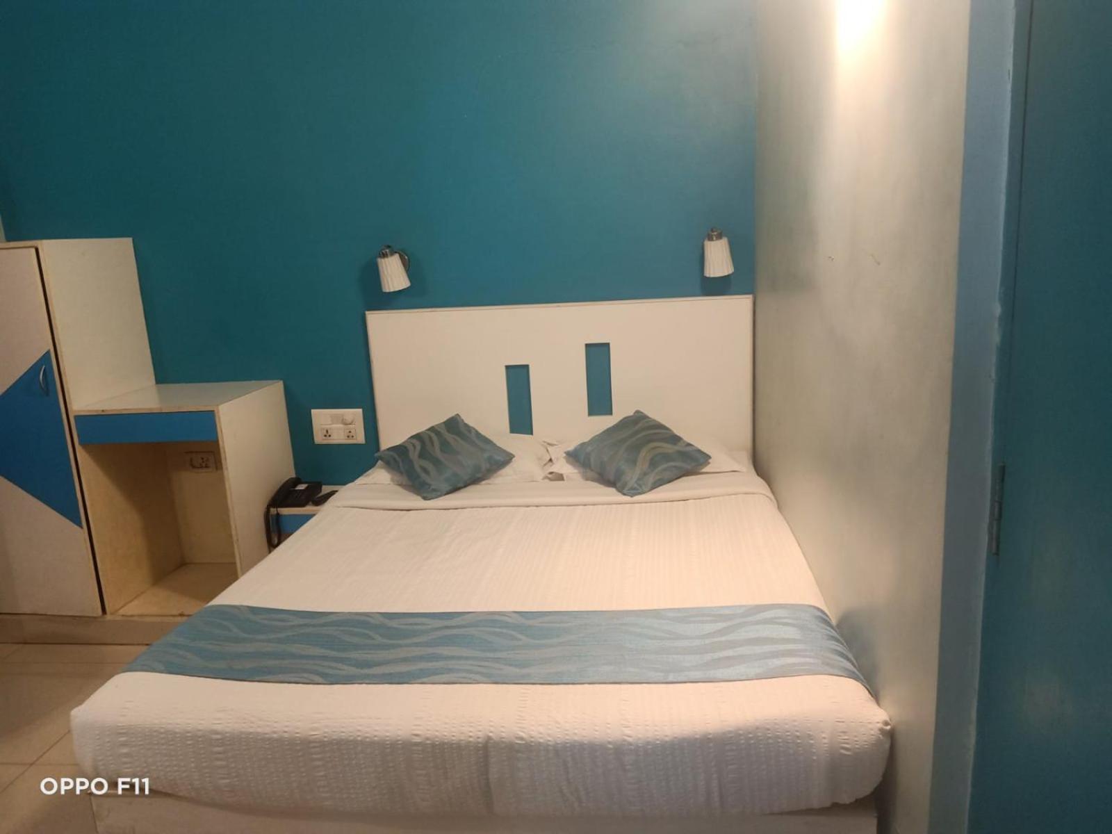 Hotel Pandian Chennai Exterior photo